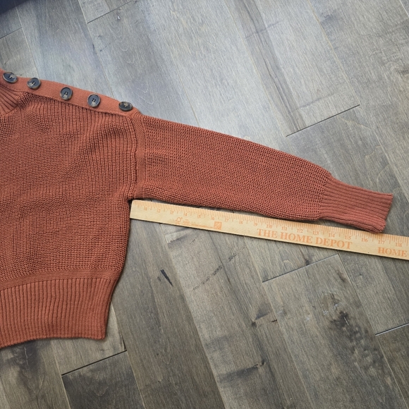 Misc Women's Sweater Size Small - Picture 8 of 8